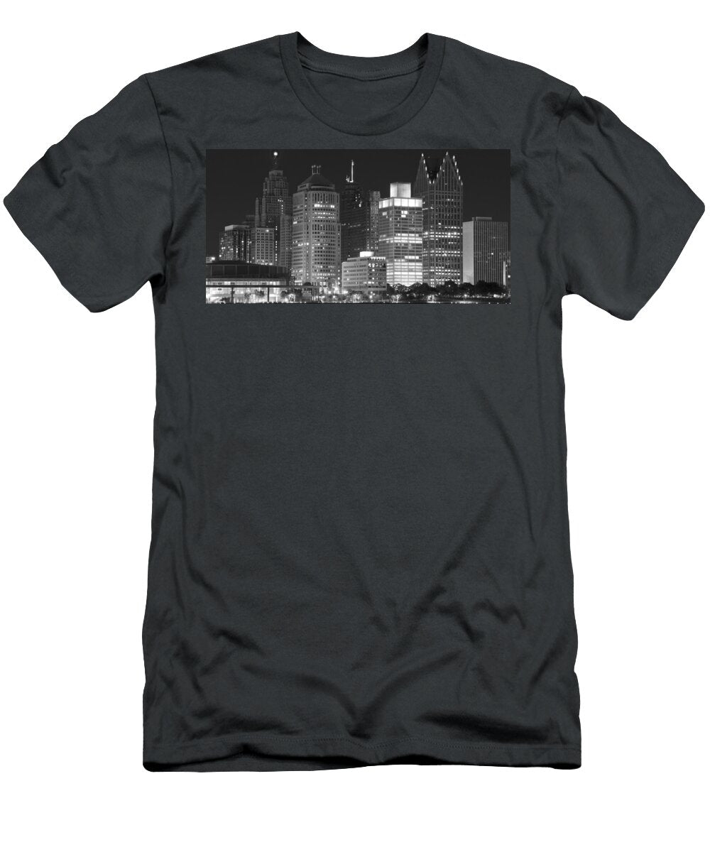 Black and Itwhite Night in Detroit Frozen in Time Fine Art Photography T-Shirt