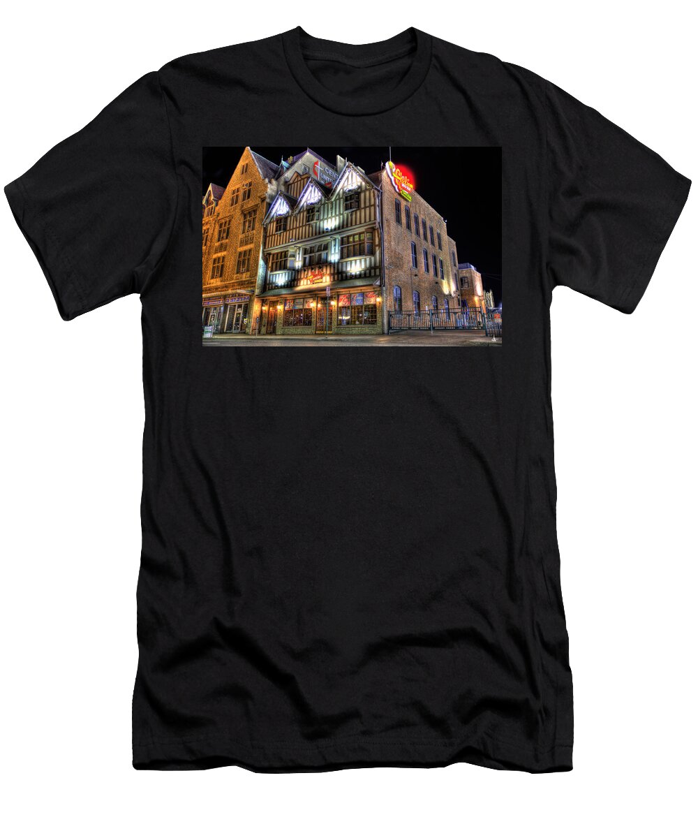 Chelis Chili Bar Detroit Nicholas Grunas T-Shirt